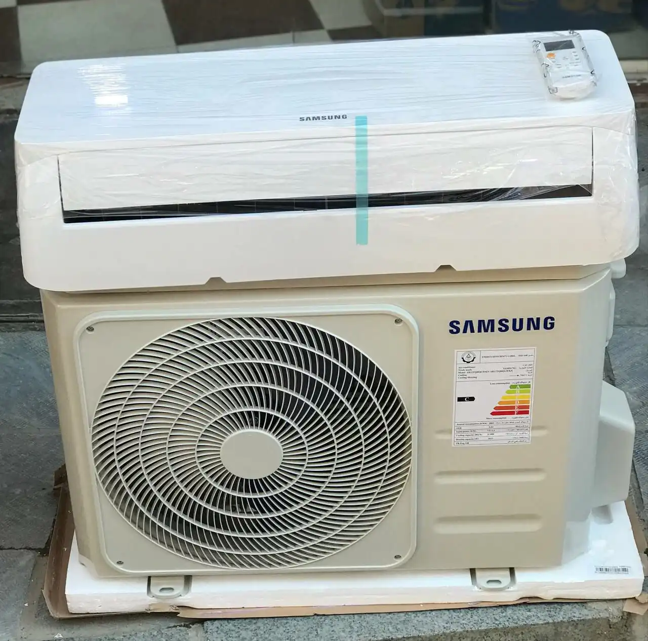 کولر گازی سامسونگ بوراکای 12000 AR12BQHQGWKX